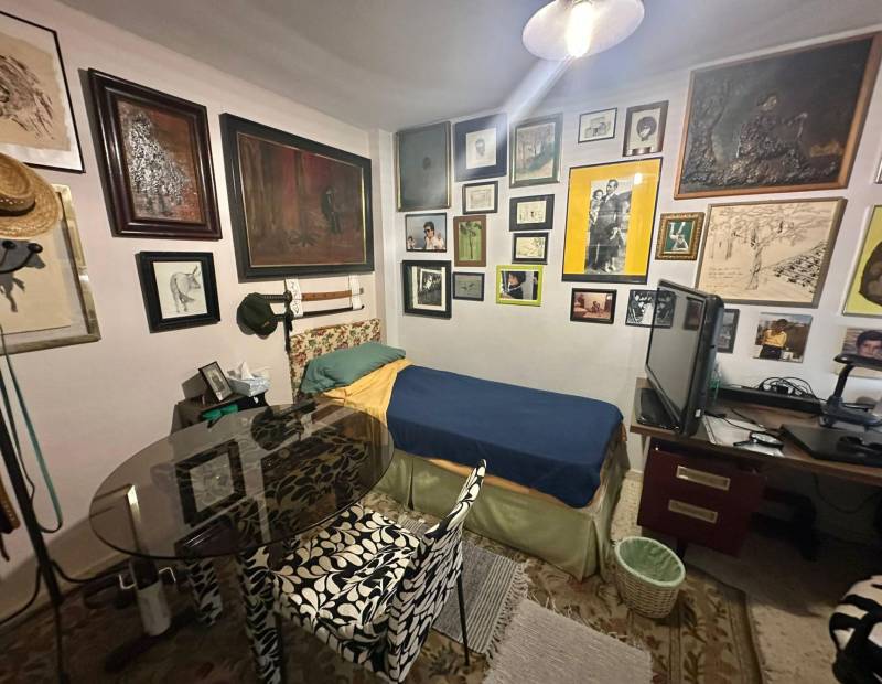 Продажа - квартира - Avenida L Aigüera - Benidorm