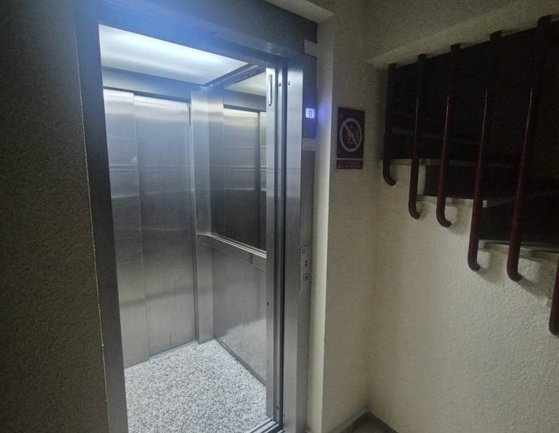 Venta - Piso - 1ª Linea - Benidorm