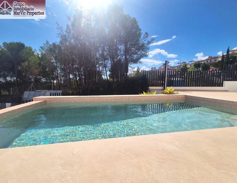 Продажа - шале - Urbanizaciones - Polop