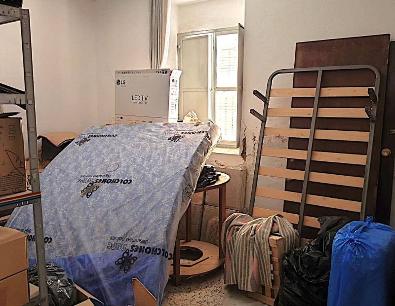 Sale - House - Fuentes de Andalucia