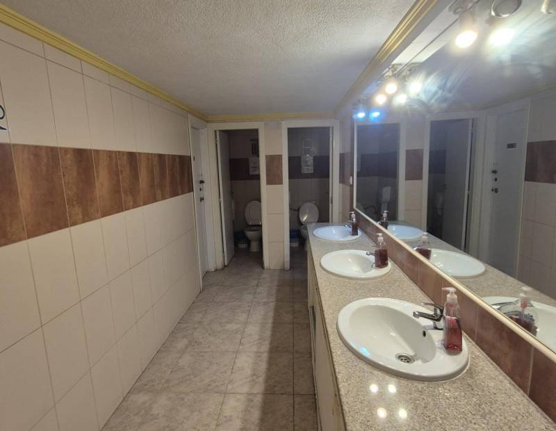 Subroger, location et vente - Local commercial - Playa de Fossa-Levante - Calpe