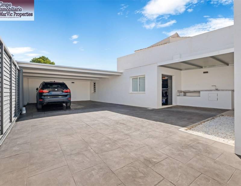 Venta - Chalet - Alfaz del PI Pueblo-Urbanizaciones - l'Alfas del Pi