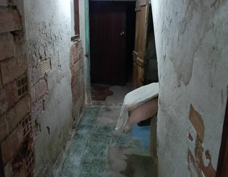 Sale - House - centro pueblo - Relleu