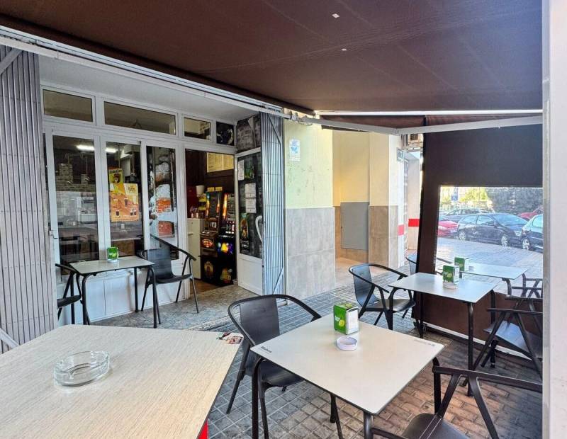 Traspaso o Alquiler - Negocio - Guardia Civil - Villajoyosa