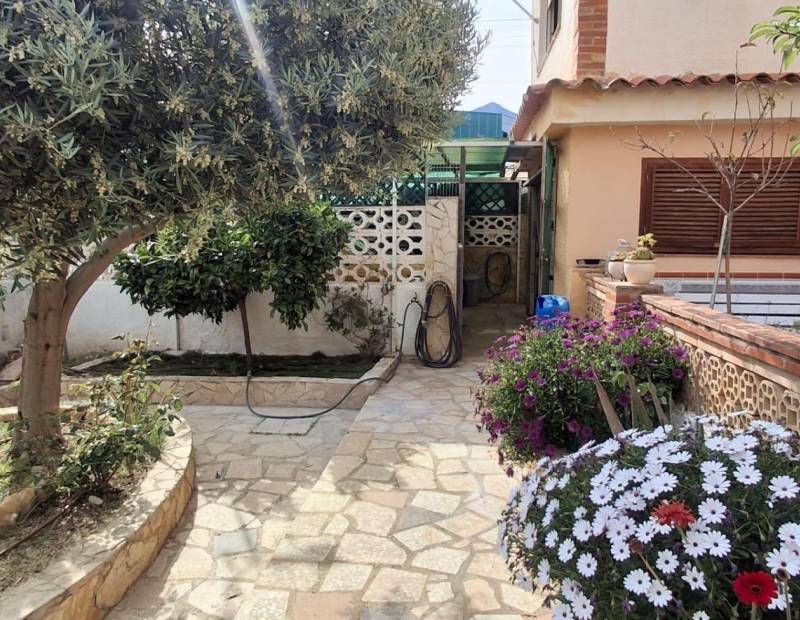 Продажа - шале - Barranco Hondo - La Nucía
