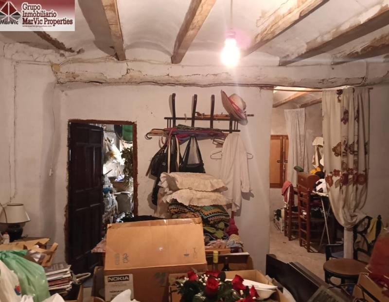 Sale - House - centro pueblo - Relleu