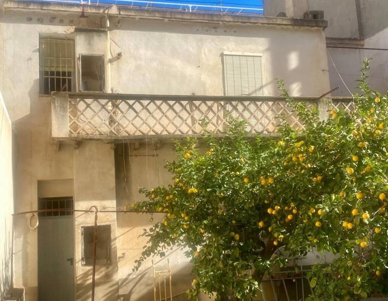 Sale - Solar house - Villajoyosa