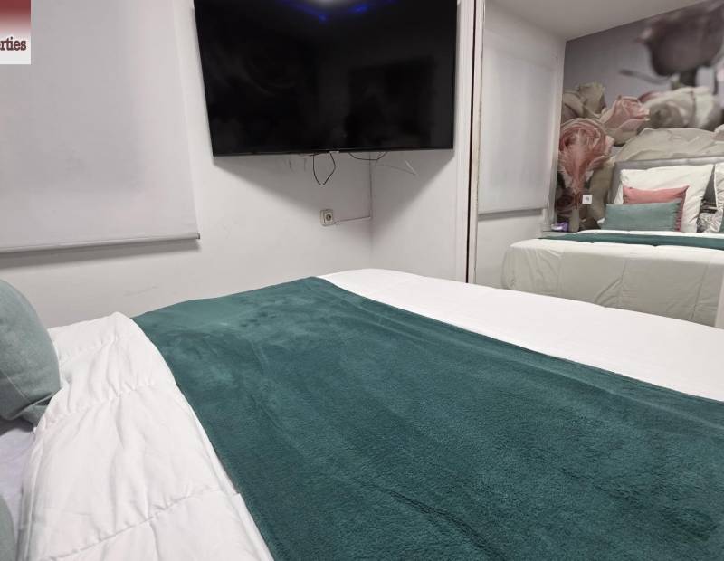 Продажа - квартира - Plaza de Toros - Benidorm