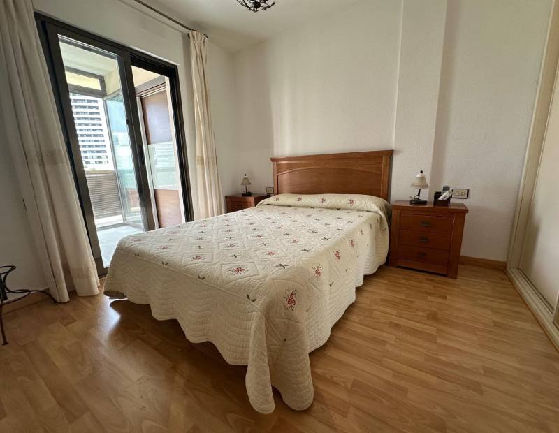 Продажа - квартира - Avenida L Aigüera - Benidorm