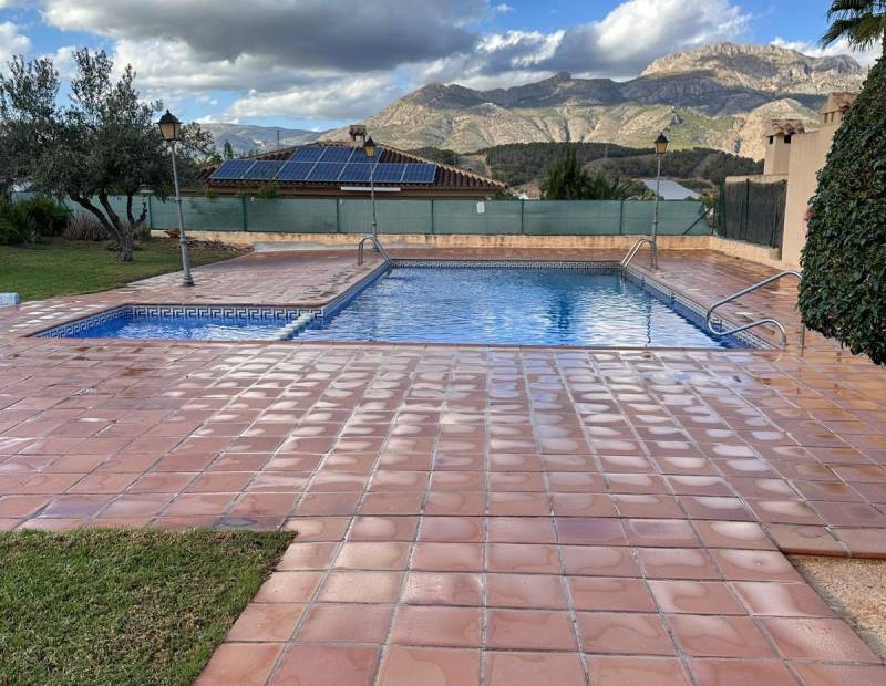 Sale - Semi-detached house - Montahud - La Nucía