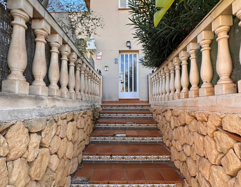 Sale - Semi-detached house - Montahud - La Nucía