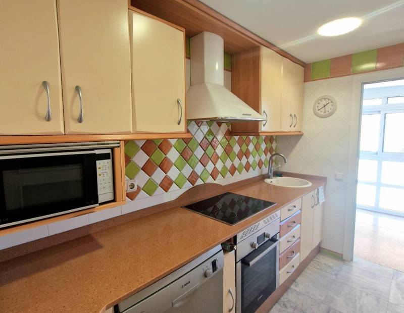 Sale - Flat - 1ª Linea - Benidorm