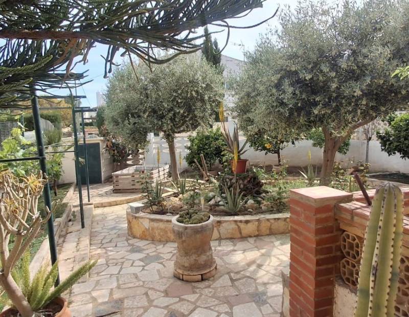 Продажа - шале - Barranco Hondo - La Nucía