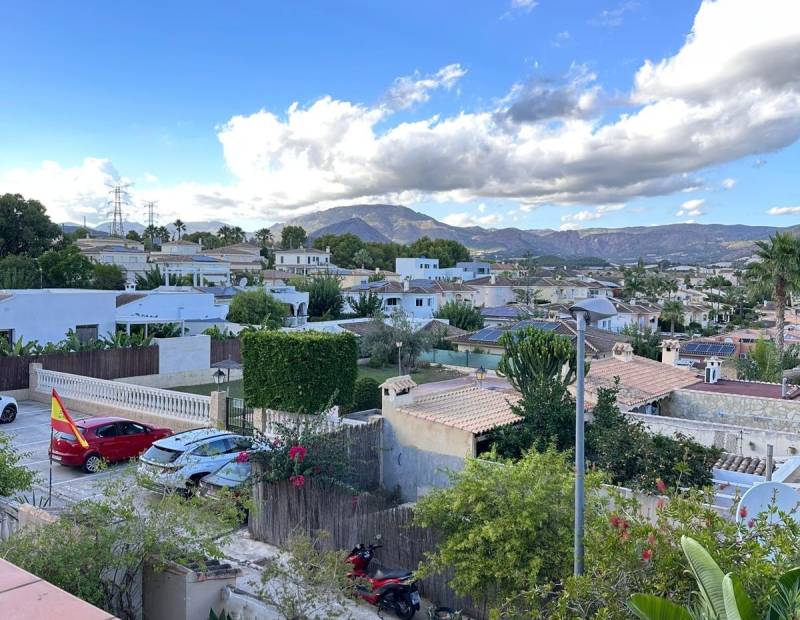 Sale - Semi-detached house - Montahud - La Nucía