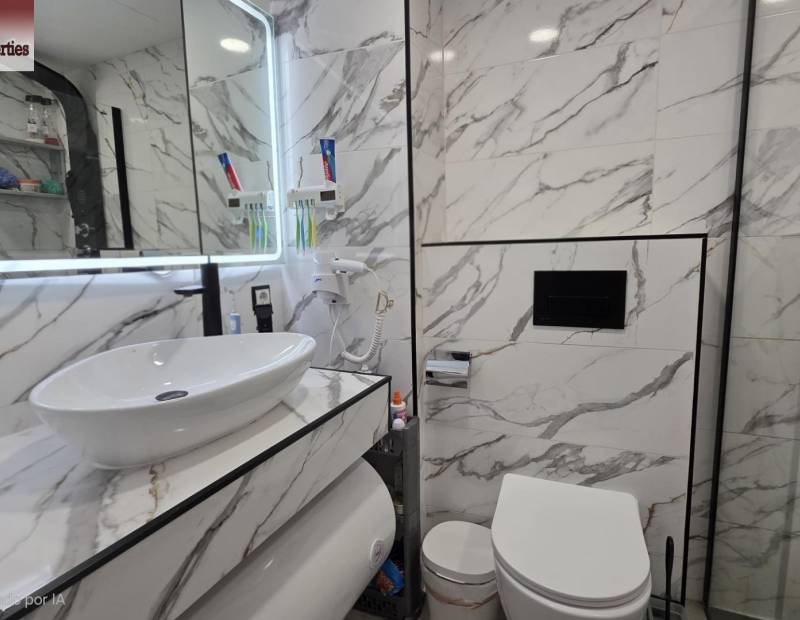 Продажа - квартира - Plaza de Toros - Benidorm