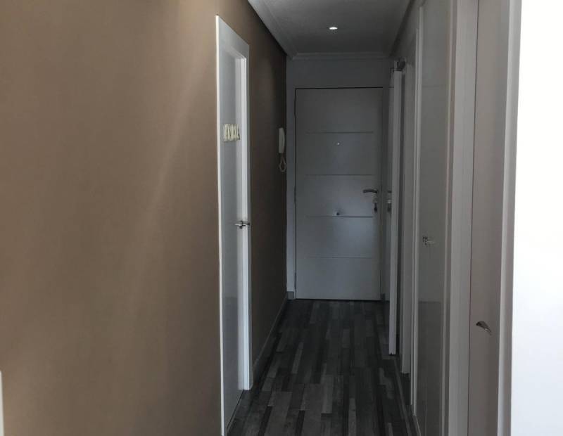 Продажа - АПАРТАМЕНТЫ - Plaza de Toros - Benidorm