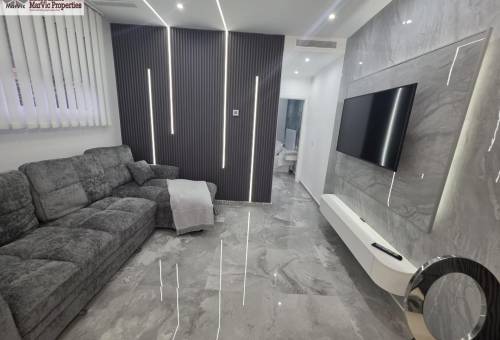 Planta baja - Sale - Plaza de Toros - Benidorm