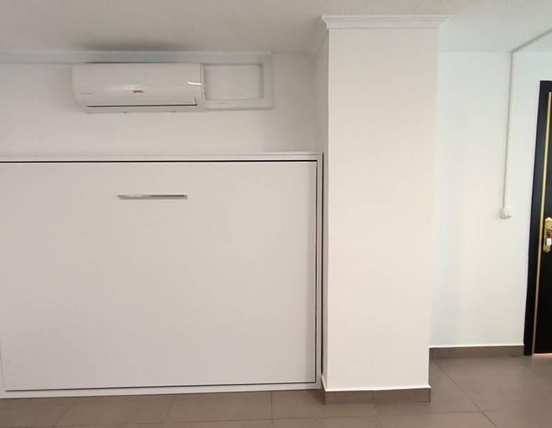 Venta - Local comercial - Rincon de Loix Alto - Benidorm