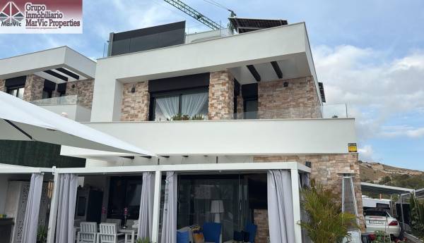 Chalet - Venta - Golf Puig Campana - Finestrat