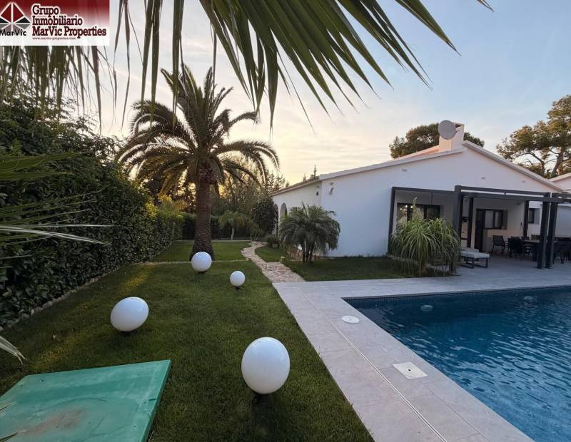 Продажа - шале - Rincon de Loix Llano - Benidorm