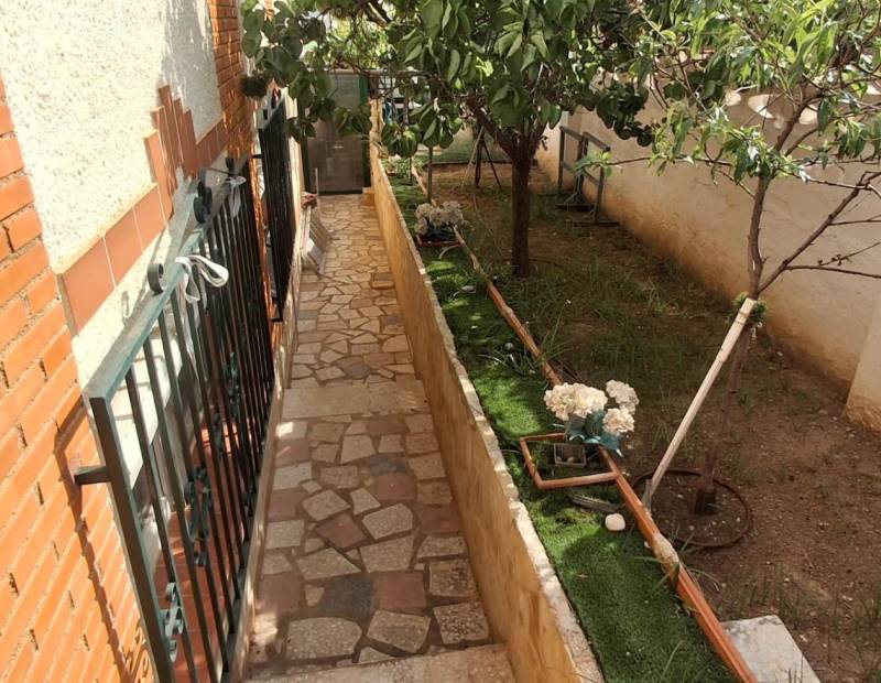 Продажа - шале - Barranco Hondo - La Nucía