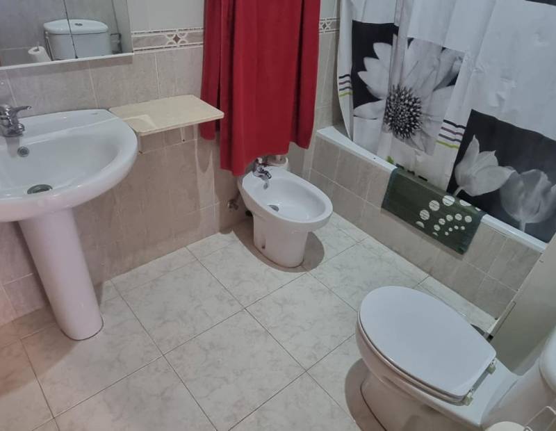 Продажа - спаренный дом - Urbanizaciones - La Nucía