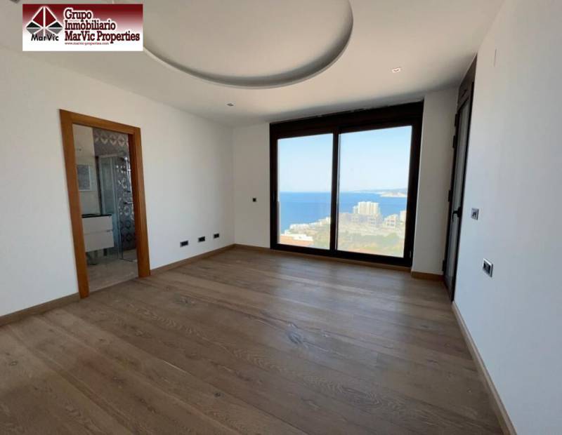 Продажа - Вилла класса люкс - Rincon de Loix Cruz - Benidorm