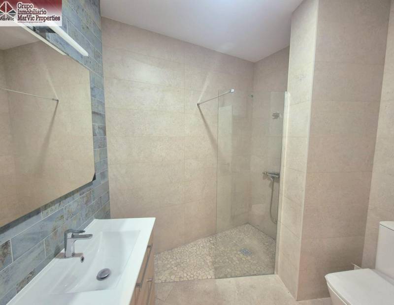Sale - Studio - Avenida del Mediterraneo - Benidorm