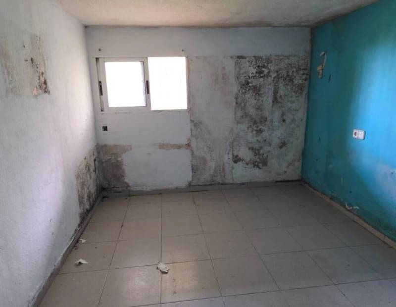 Venta - Estudio - Playa de Poniente - Benidorm