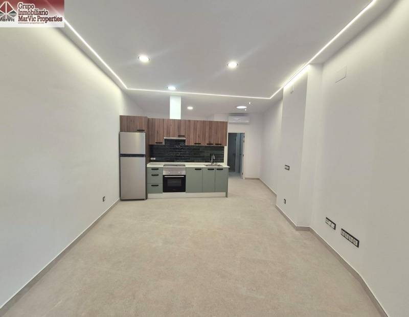 Sale - Studio - Avenida del Mediterraneo - Benidorm