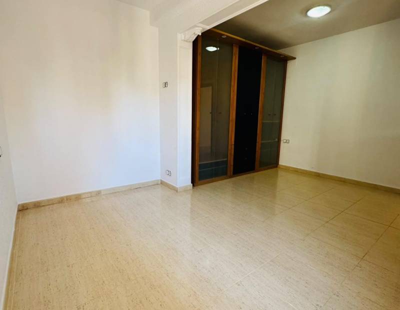 Продажа - спаренный дом - Alberca - Polop