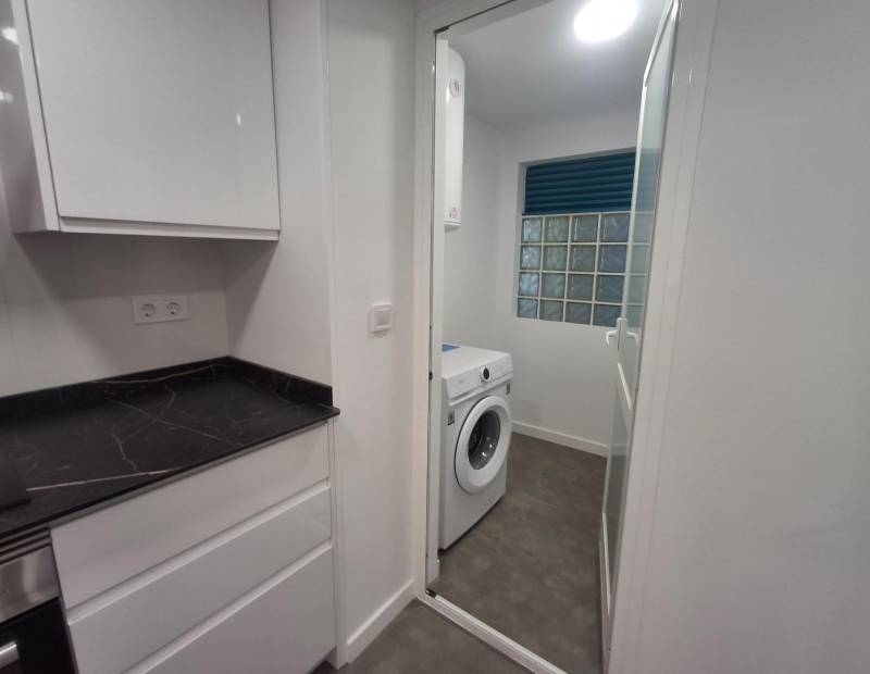 Продажа - квартира - Cala Villajoyosa - Villajoyosa