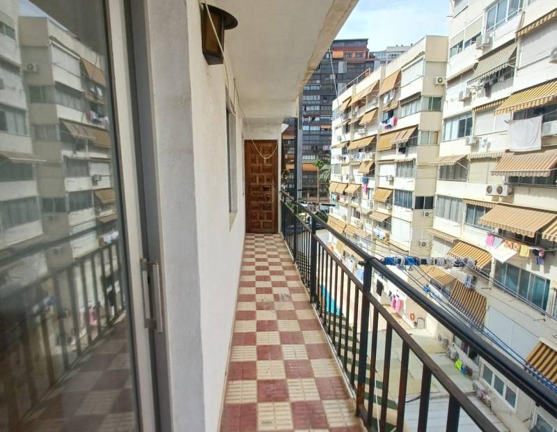Venta - Apartamento - Plaza Triangular - Benidorm