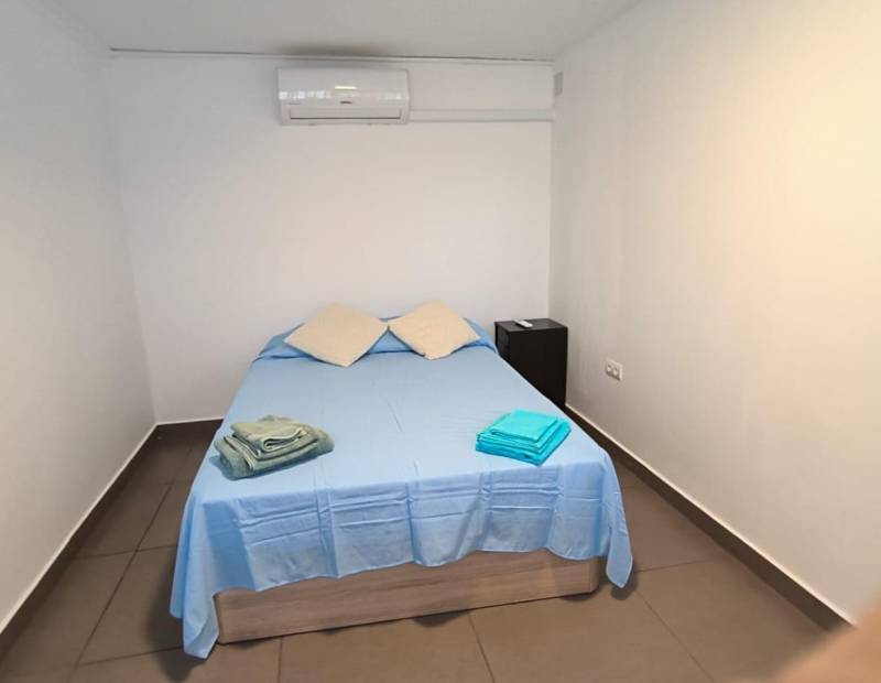 Venta - Local comercial - Rincon de Loix Alto - Benidorm