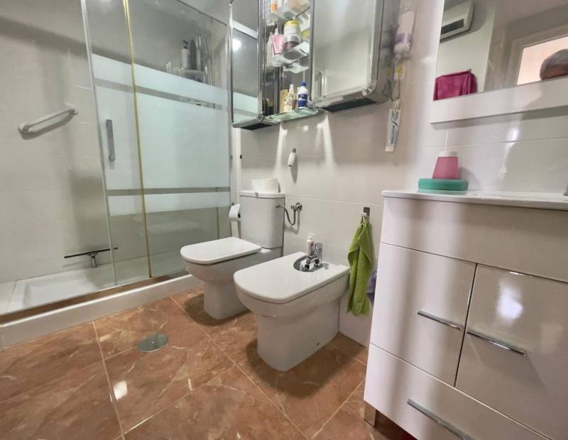 Sale - Flat - Avenida del Mediterraneo - Benidorm