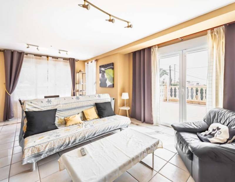 Продажа - шале - Barranco Hondo - La Nucía