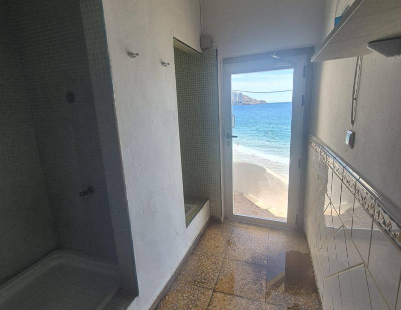 Venta - Piso - 1ª Linea - Benidorm