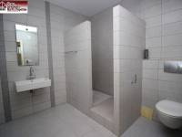 https://fotos15.apinmo.com/1156/30334906/24-39.jpg