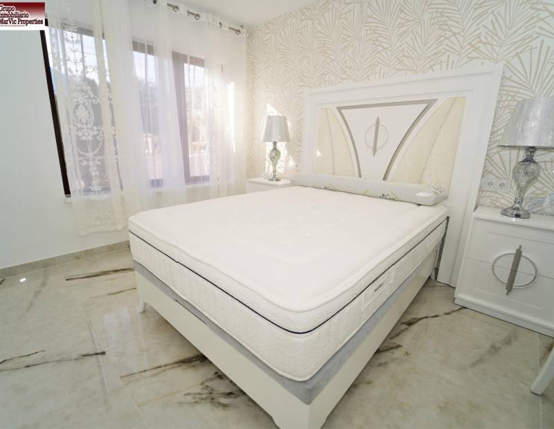 Vente - Maison individuelle - Urbanizaciones - La Nucía