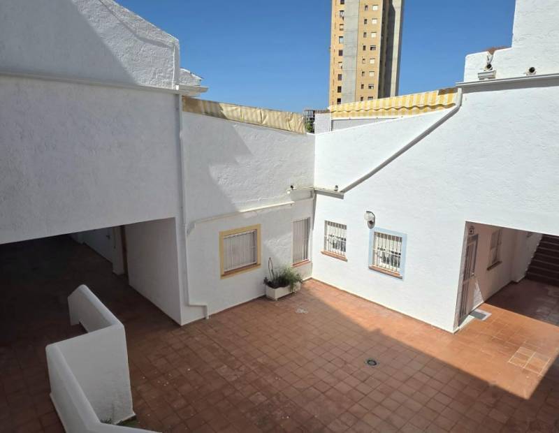 Продажа - АПАРТАМЕНТЫ - Cala de Benidorm - Benidorm