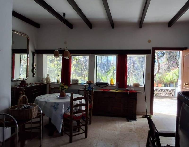 Sale - House with land - Levante - Benidorm
