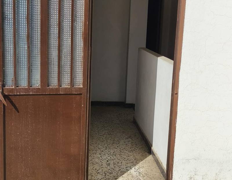 Sale - House - Fuentes de Andalucia
