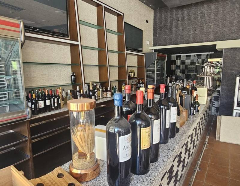 Продажа - помещение - Pueblo Levante - Benidorm