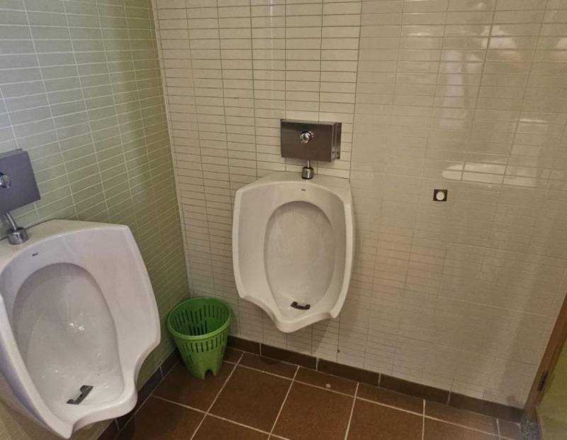 Продажа - помещение - Pueblo Levante - Benidorm