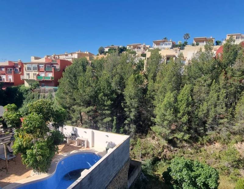 Продажа - спаренный дом - Urbanizaciones - La Nucía