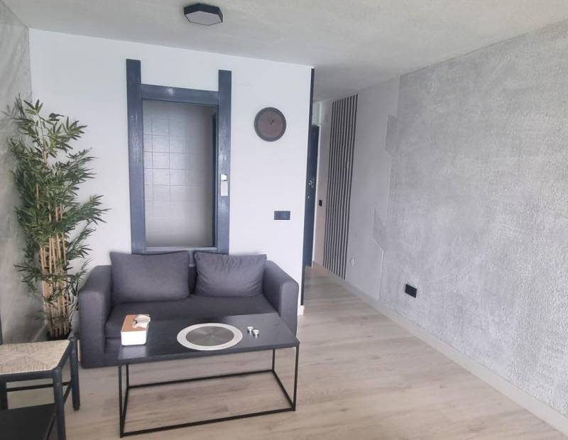 Venta - Estudio - Avenida del Mediterraneo - Benidorm