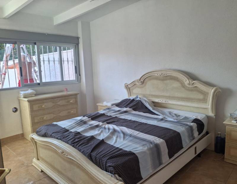 Продажа - шале - Avenida Europa - Benidorm