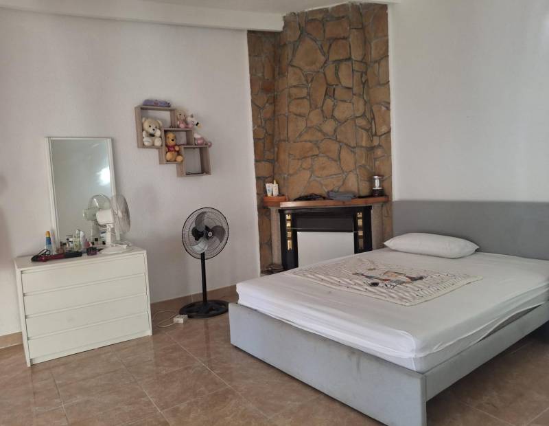 Продажа - шале - Avenida Europa - Benidorm