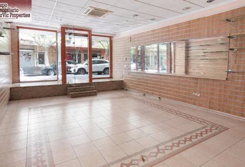 Local comercial - Rental - Avenida Beniarda - Benidorm