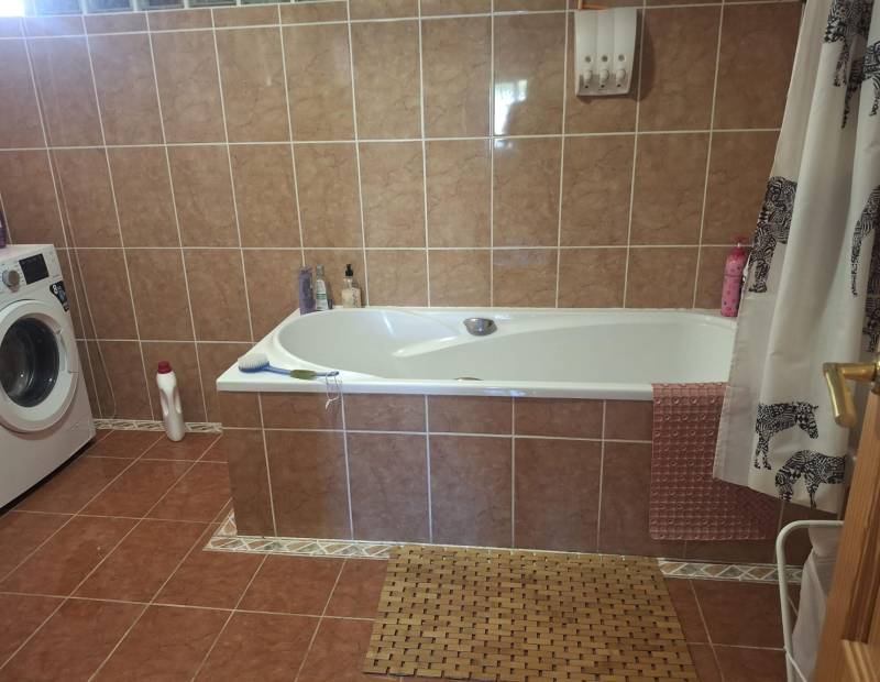 Продажа - шале - Avenida Europa - Benidorm